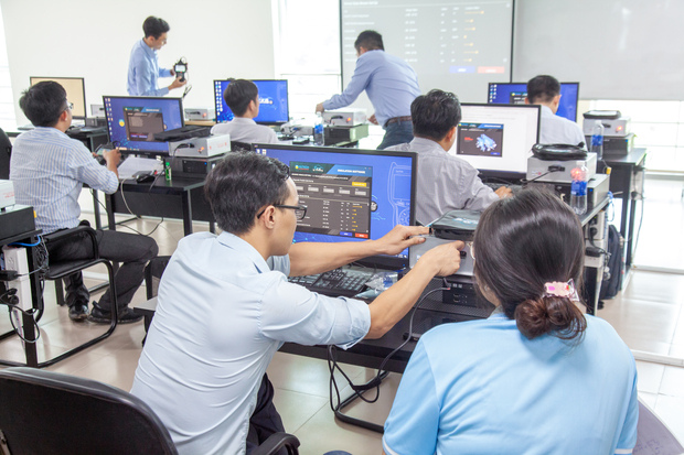 CÔNG NGHỆ Ô TÔ THÔNG MINH – NGÀNH HỌC CHO THẾ HỆ KỸ SƯ LÀM CHỦ XE ĐIỆN, AI VÀ TƯƠNG LAI DI CHUYỂN 182