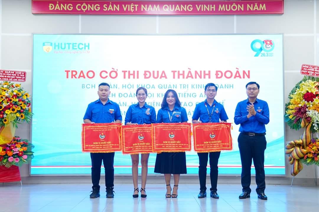 Kỷ niệm 90 năm thành lập đoàn thanh niên cộng sản Hồ Chí Minh, Ban chấp hành đoàn Viện kỹ thuật được Thành đoàn TP. HCM khen thưởng Đơn vị đoàn xuất sắc trong 2 năm liền 2