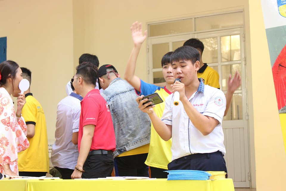 Học sinh trường THPT Nguyễn Bỉnh Khiêm – Đồng Nai hào hứng tại ngày hội tư vấn tuyển sinh Chuẩn Nhật Bản 56