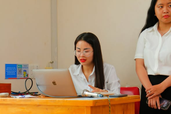 VJIT khẳng định dấu ấn đào tạo thực tiễn qua mùa bảo vệ đồ án, khóa luận tốt nghiệp năm học 2025–2026 54