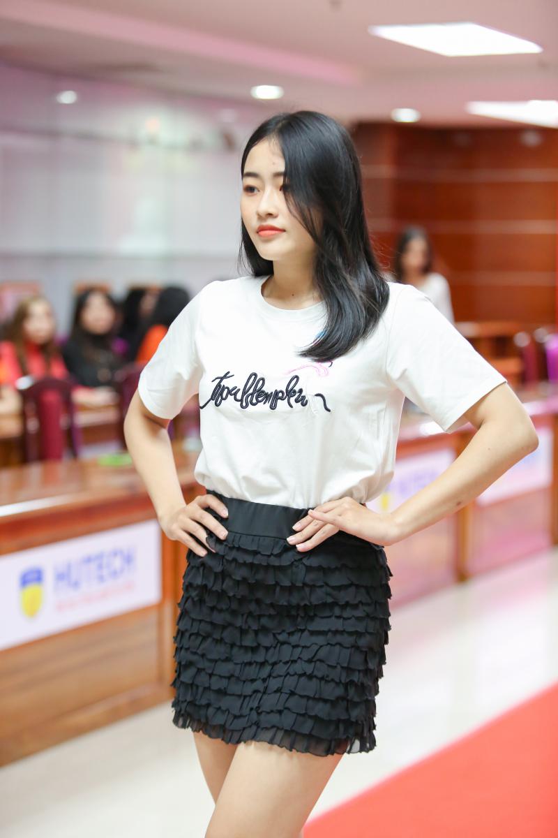 Thí sinh tham gia vòng Sơ khảo Miss HUTECH 2021 đợt 1 - ảnh 34