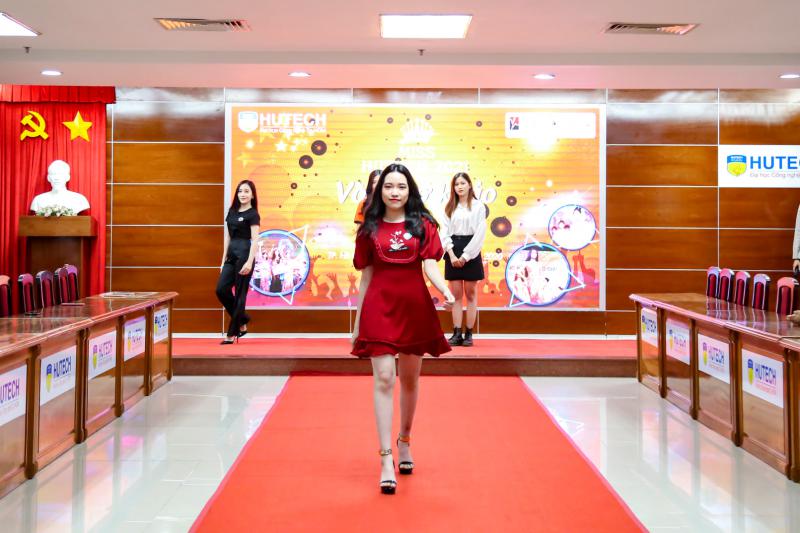 Thí sinh tham gia vòng Sơ khảo Miss HUTECH 2021 đợt 2 - ảnh 17