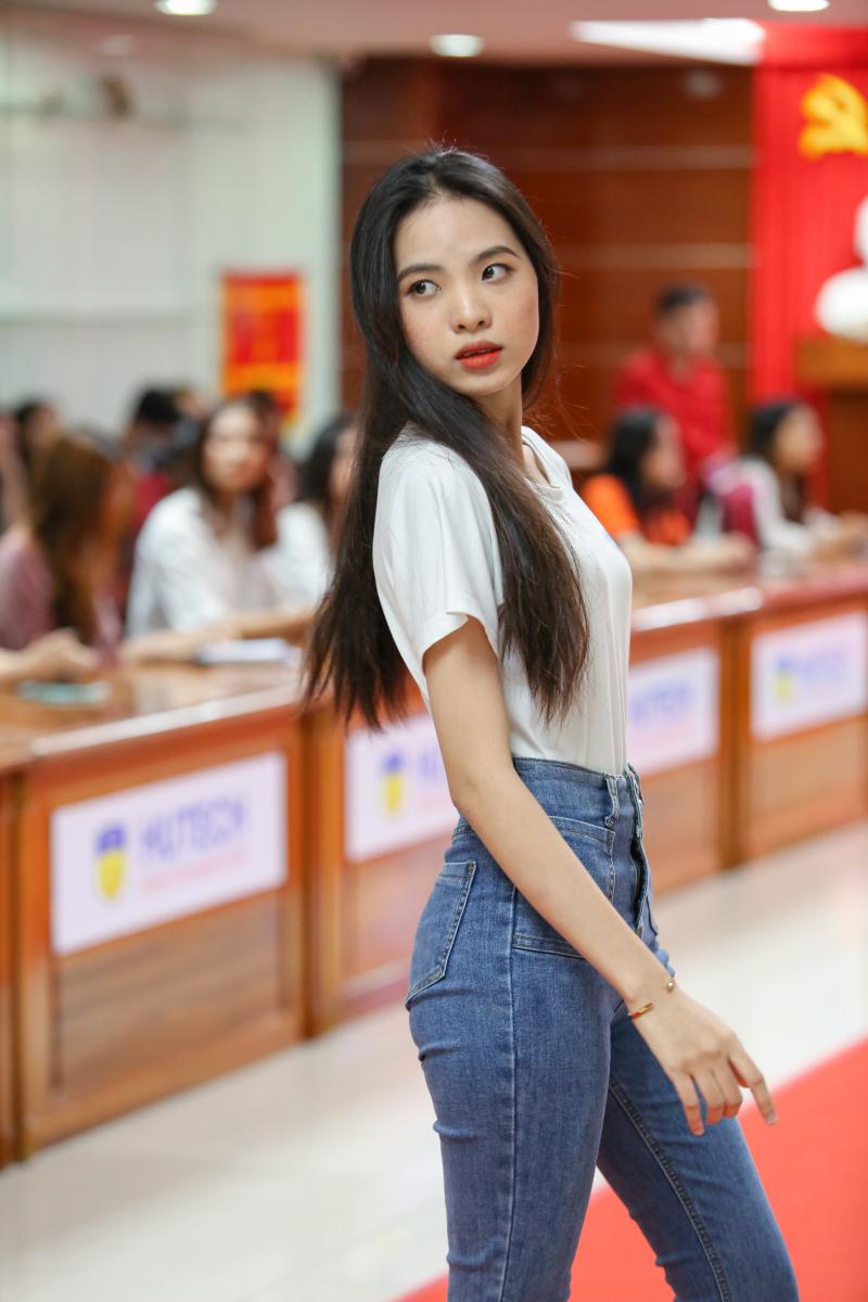 Thí sinh tham gia vòng Sơ khảo Miss HUTECH 2021 đợt 1 - ảnh 18