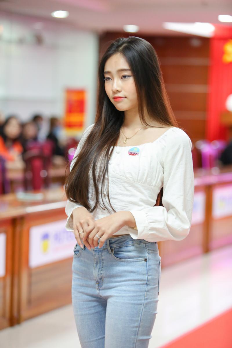 Thí sinh tham gia vòng Sơ khảo Miss HUTECH 2021 đợt 1 - ảnh 35