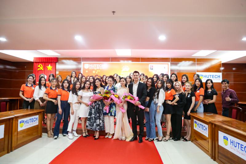 Thí sinh tham gia vòng Sơ khảo Miss HUTECH 2021 đợt 1