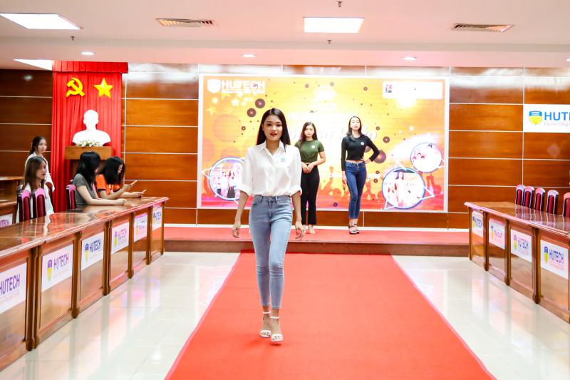 Thí sinh tham gia vòng Sơ khảo Miss HUTECH 2021 đợt 2 - ảnh 6