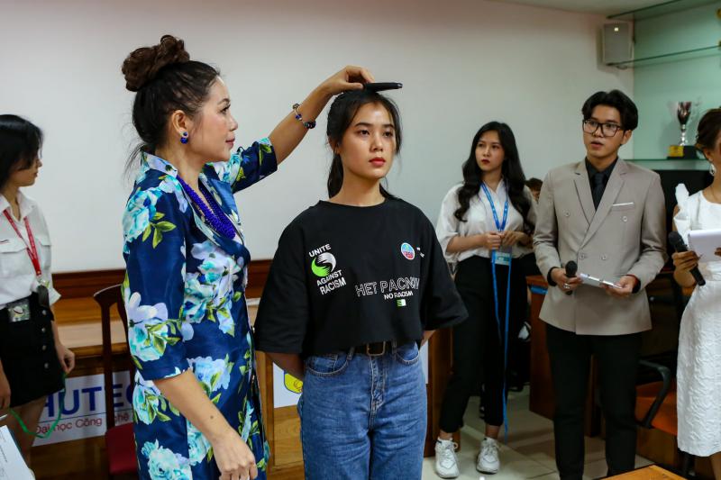 Kiểm tra nhân trắc học, chỉ số hình thể tại vòng Sơ khảo Miss HUTECH 2021 - ảnh 7