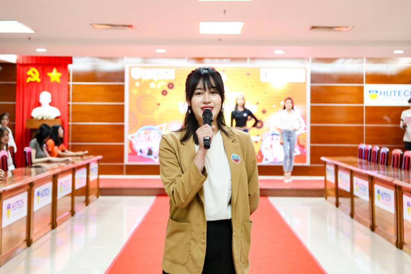 Thí sinh tham gia vòng Sơ khảo Miss HUTECH 2021 đợt 2 - ảnh 16