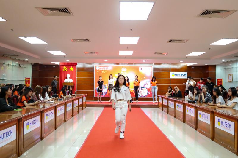 Thí sinh tham gia vòng Sơ khảo Miss HUTECH 2021 đợt 1 - ảnh 47