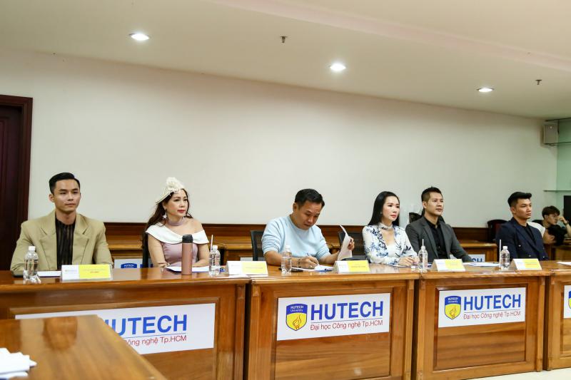 Ban giám khảo vòng Sơ khảo Miss HUTECH 2021 - ảnh 3