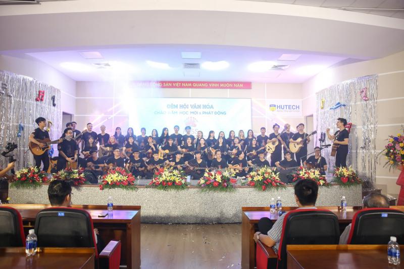 CLB nghệ thuật nào đã xuất hiện tại Đêm hội văn hóa năm nay?