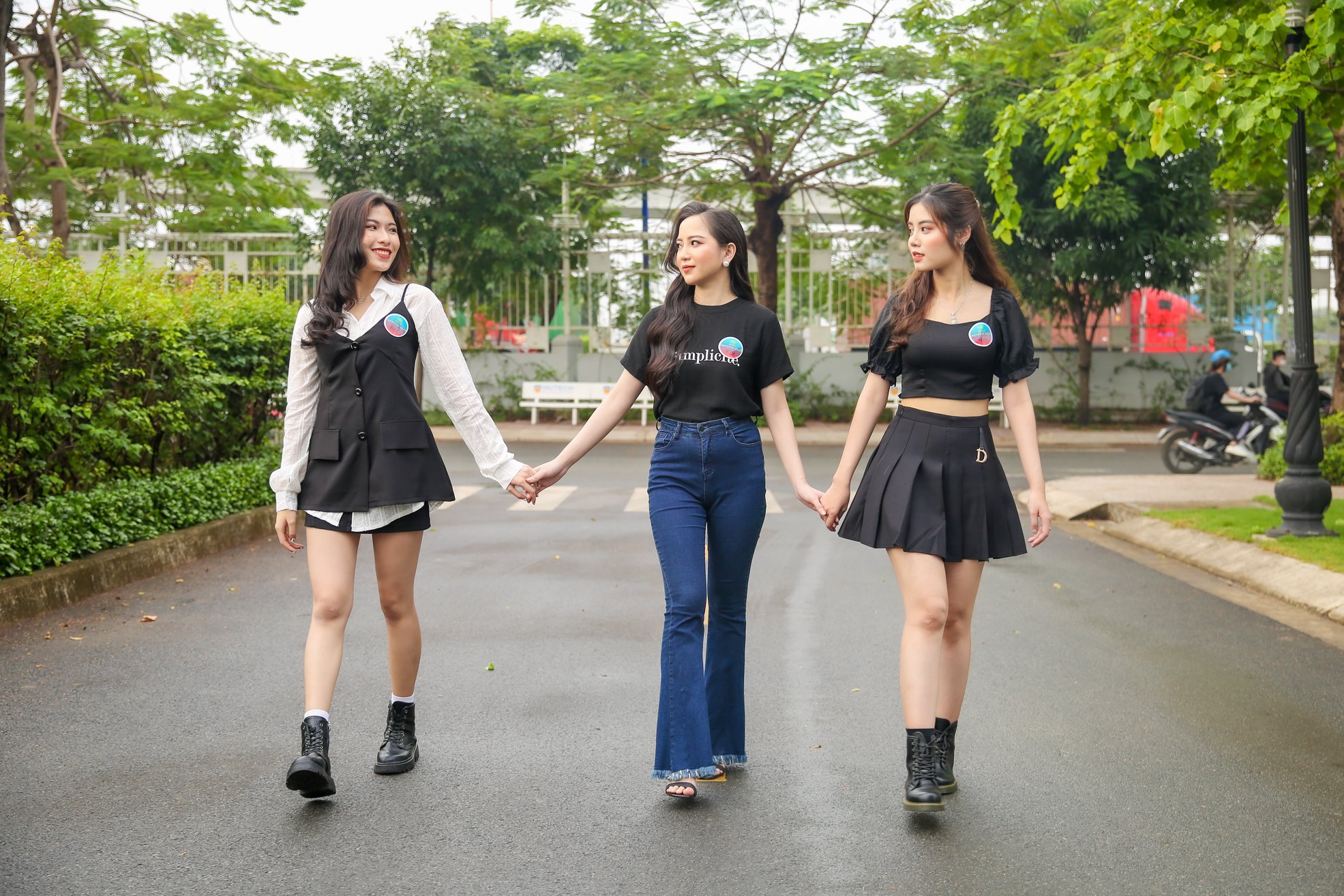 Cùng ngắm nhìn 40 cô gái xinh xắn của HUTECH tại Vòng bình chọn TOP 40 nhé!