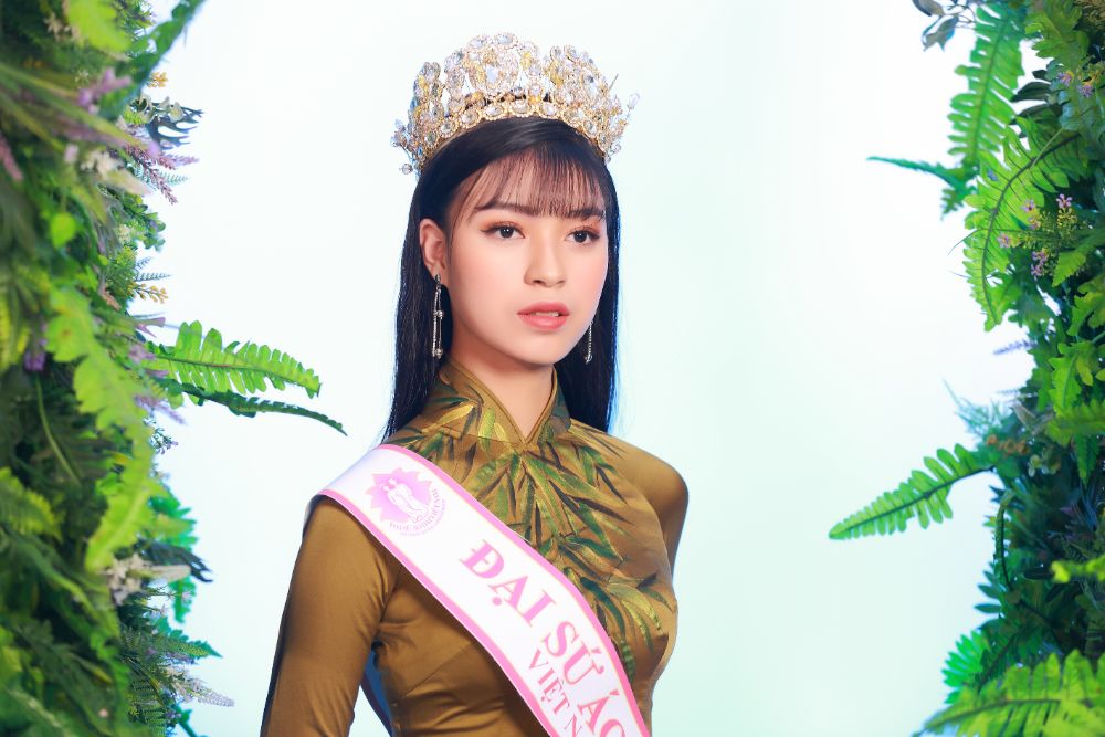 Ngọc Trang – Châu Linh gia nhập Gia đình Đại sứ Áo dài Việt Nam