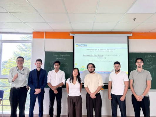 Đoàn sinh viên Pháp hoàn thành kỳ nghiên cứu chuyên sâu tại Viện Trí tuệ nhân tạo và Chuyển đổi số HUTECH