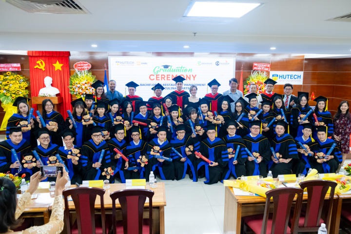 Graduation Ceremony of International Joint Program with CY Cergy Paris ...