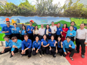 Sinh viên Khoa Marketing - Kinh doanh quốc tế thực hiện công trình “Đường cờ Tổ quốc”, lan tỏa tinh thần vì cộng đồng