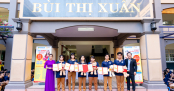 HUTECH Scholarship Tour 2025: 13 suất học bổng trị giá 25% học phí toàn khóa được trao cho học sinh Trường TH-THCS-THPT Bùi Thị Xuân (Đồng Nai)