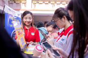 HUTECH Scholarship Tour 2025: Trao 32 suất học bổng trị giá 25% học phí toàn khóa cho học sinh Trường THPT Nguyễn Hữu Thọ (TP.HCM)