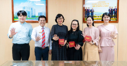 Khoa Tài chính - Thương mại kết nối cùng ICAEW, nâng tầm chuẩn quốc tế trong đào tạo