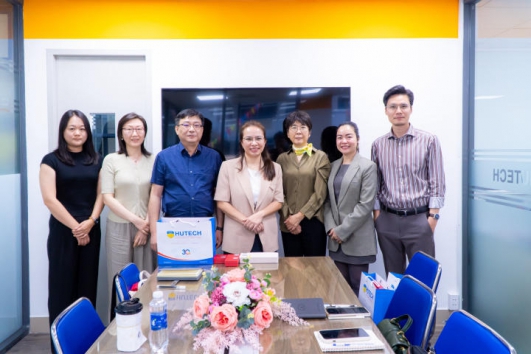 Numerous potential collaboration opportunities discussed between HUTECH and Pioneer International Education Group