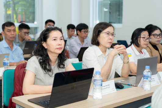 Giảng viên HUTECH tiếp cận phương pháp giảng dạy, đánh giá người học thời AI