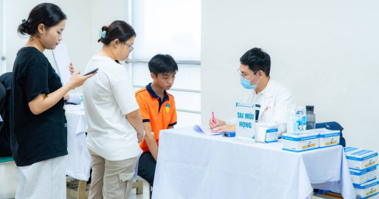HUTECH tổ chức khám sức khỏe miễn phí dành cho sinh viên toàn trường