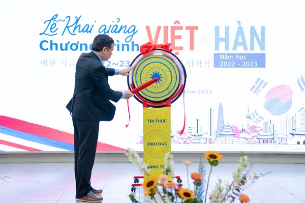 Tân sinh viên Chương trình Việt - Hàn chính thức bước vào năm học mới