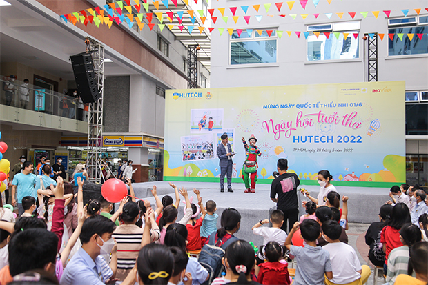 Tràn ngập niềm vui tại “Ngày hội tuổi thơ HUTECH 2022”