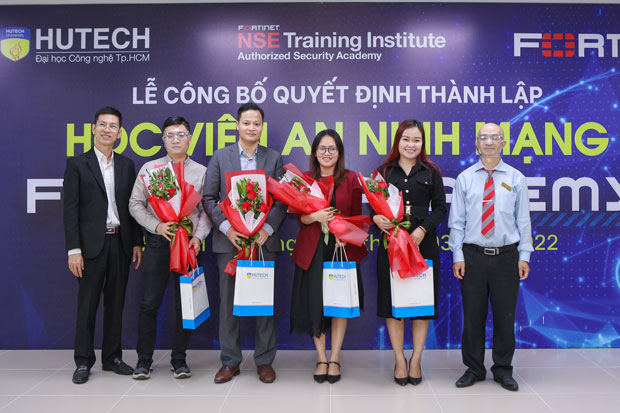 HUTECH trở thành đối tác đào tạo đầu tiên của Fortinet tại Việt Nam